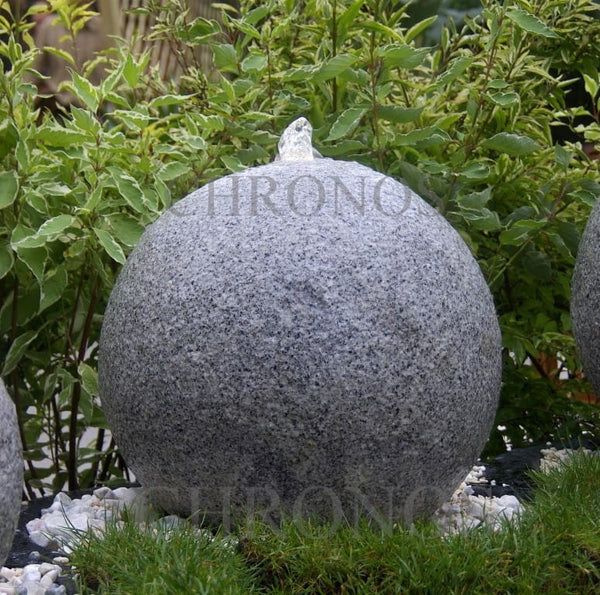 Fontanna Kula Granitowa