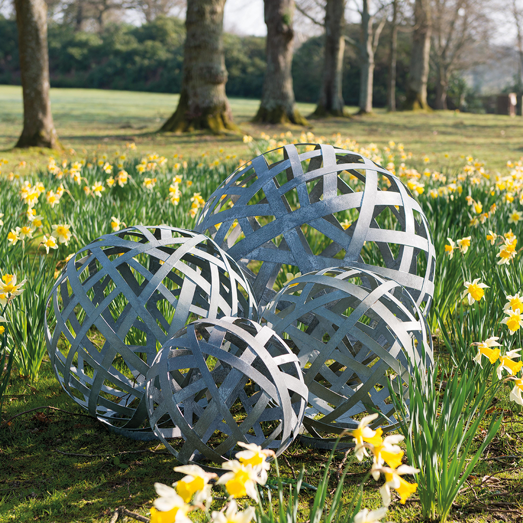 Filigree Balls