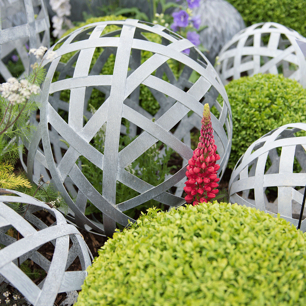 Filigree Balls
