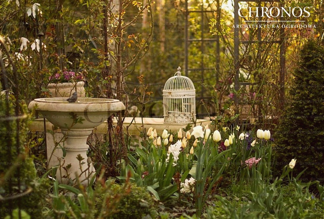 Bird fountain