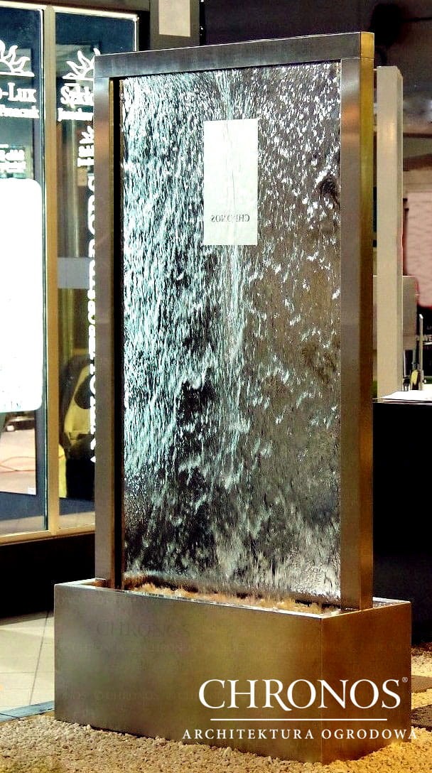 Glass Sheet Fountain