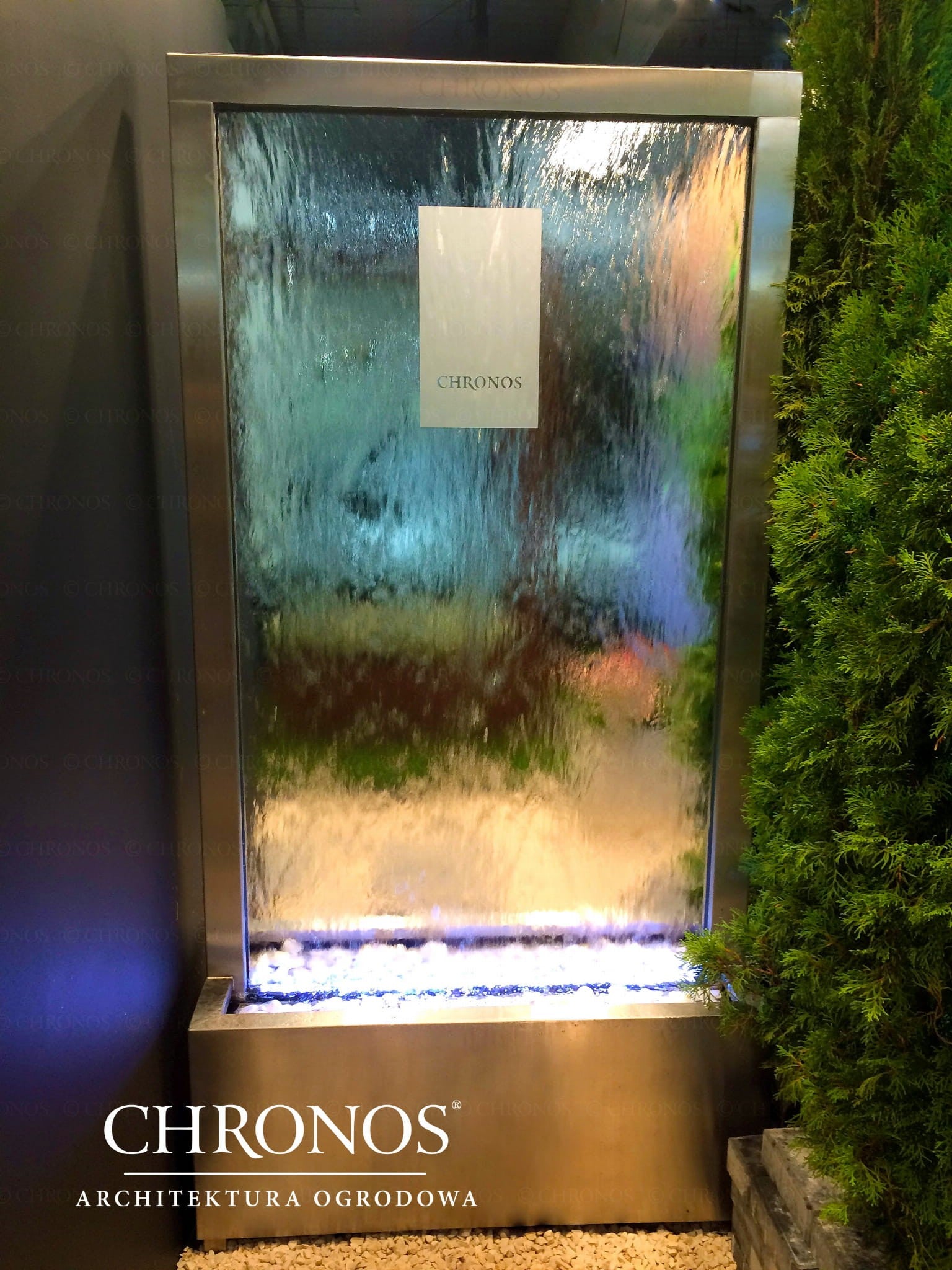 Glass Sheet Fountain