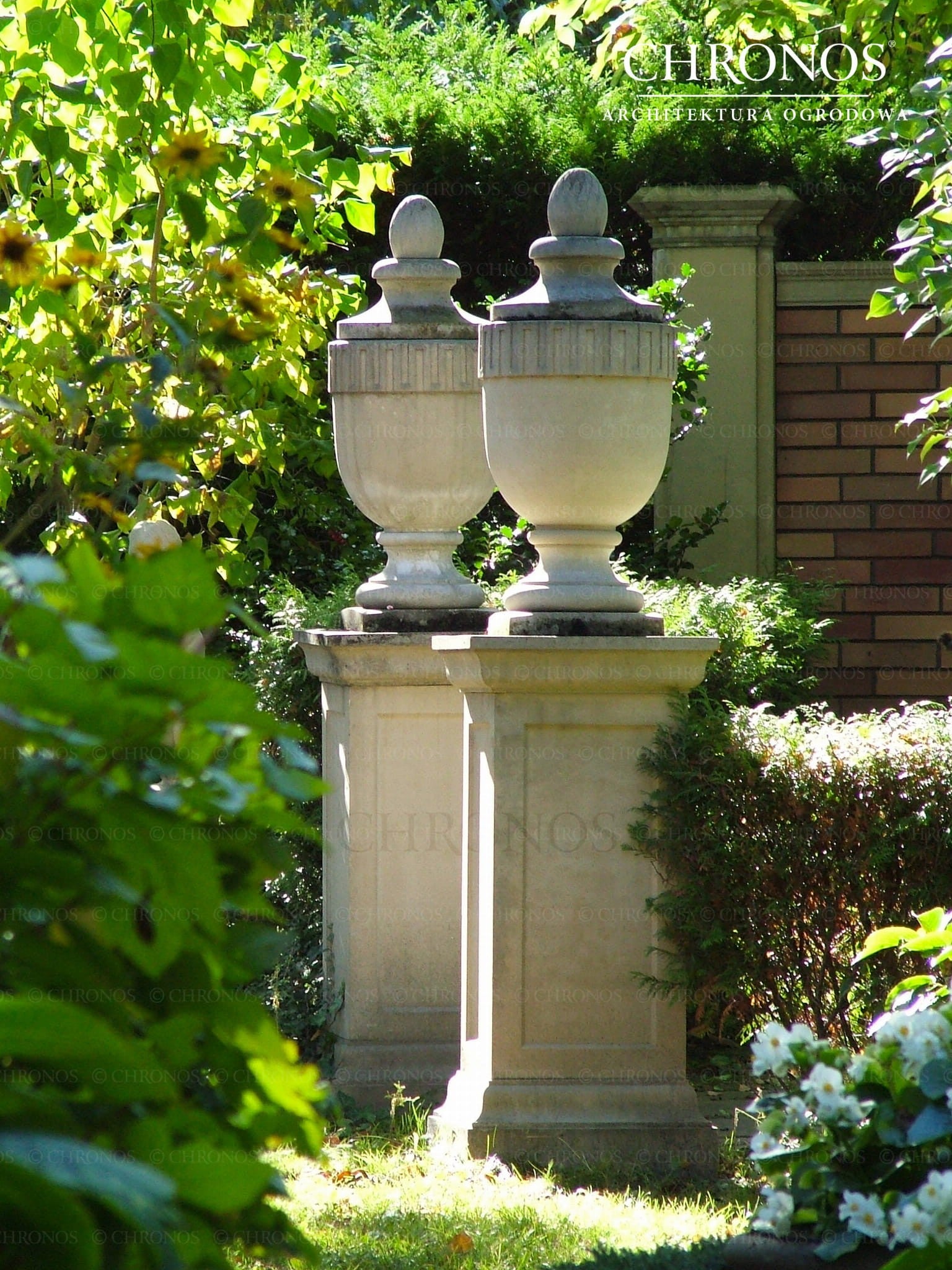 Pedestal 50