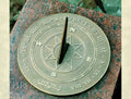 Aurora sundial
