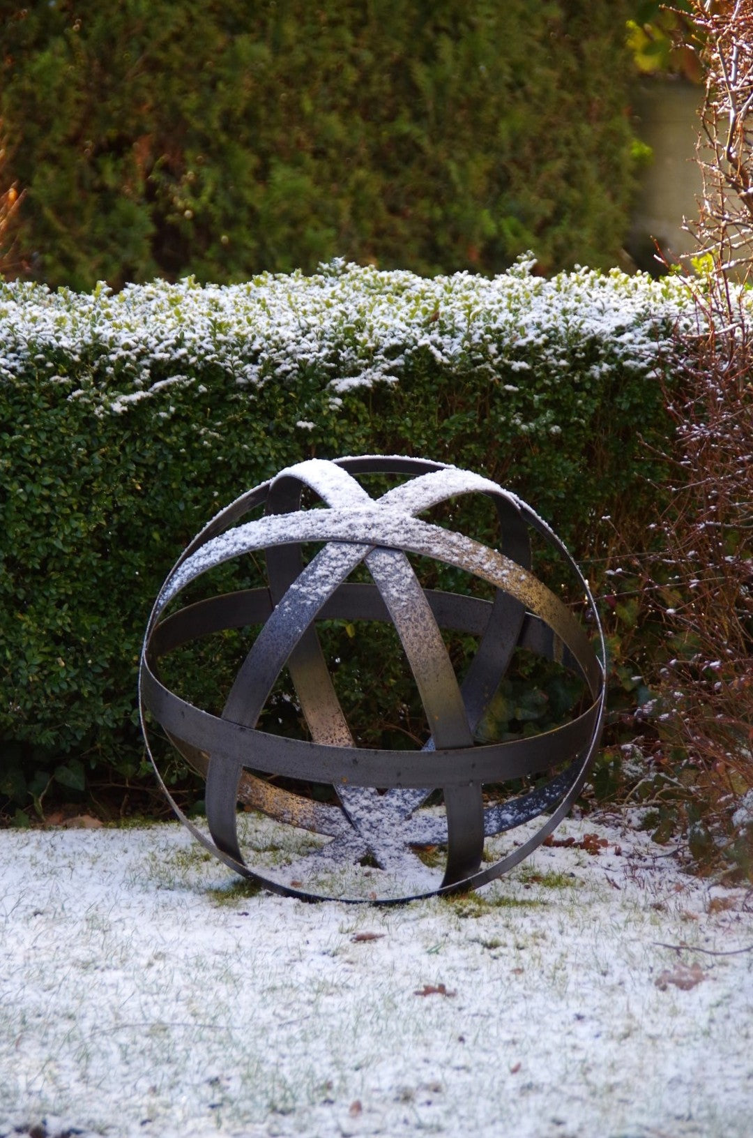 Garden Sphere - natural steel