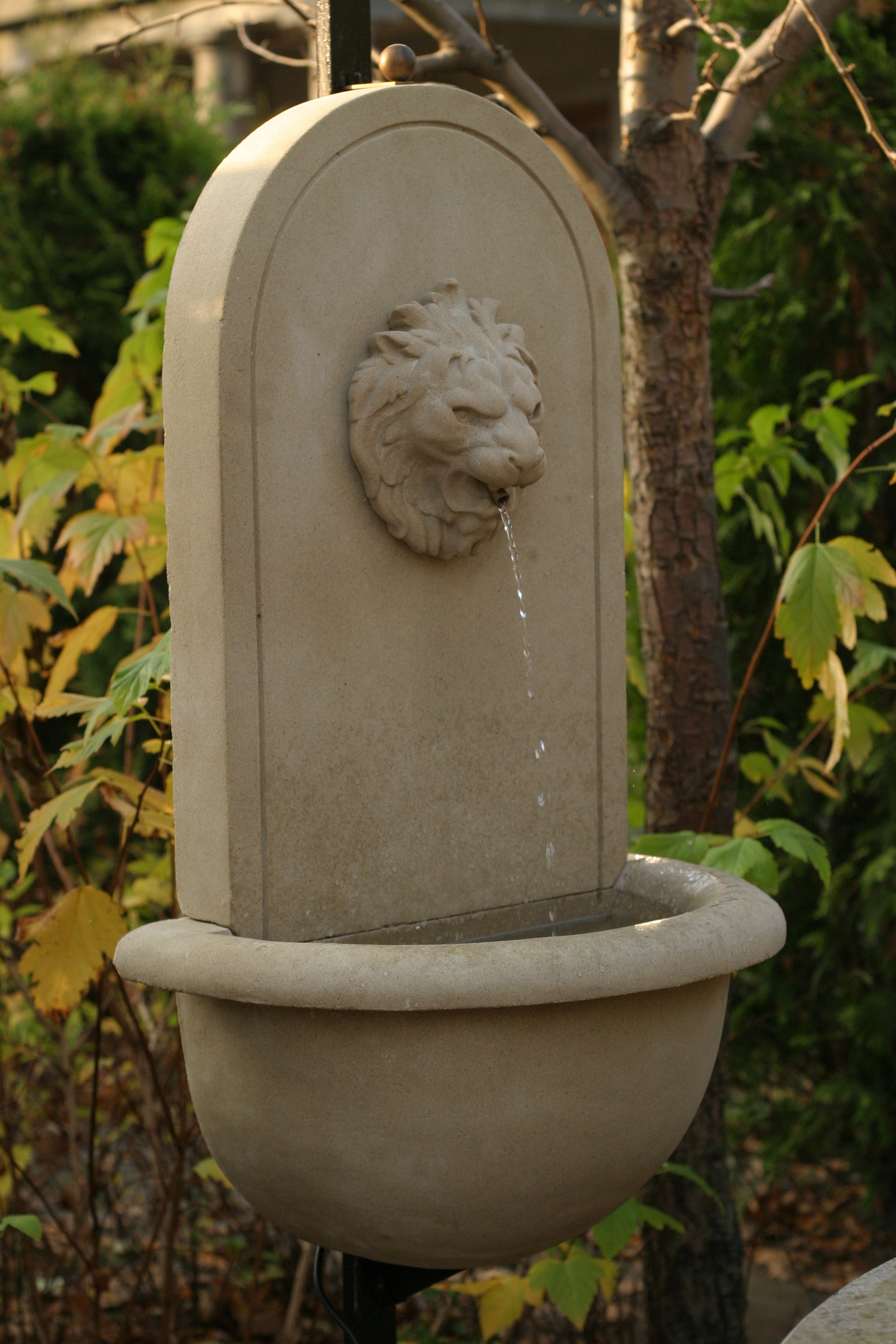 Decorador Wall Water Feature