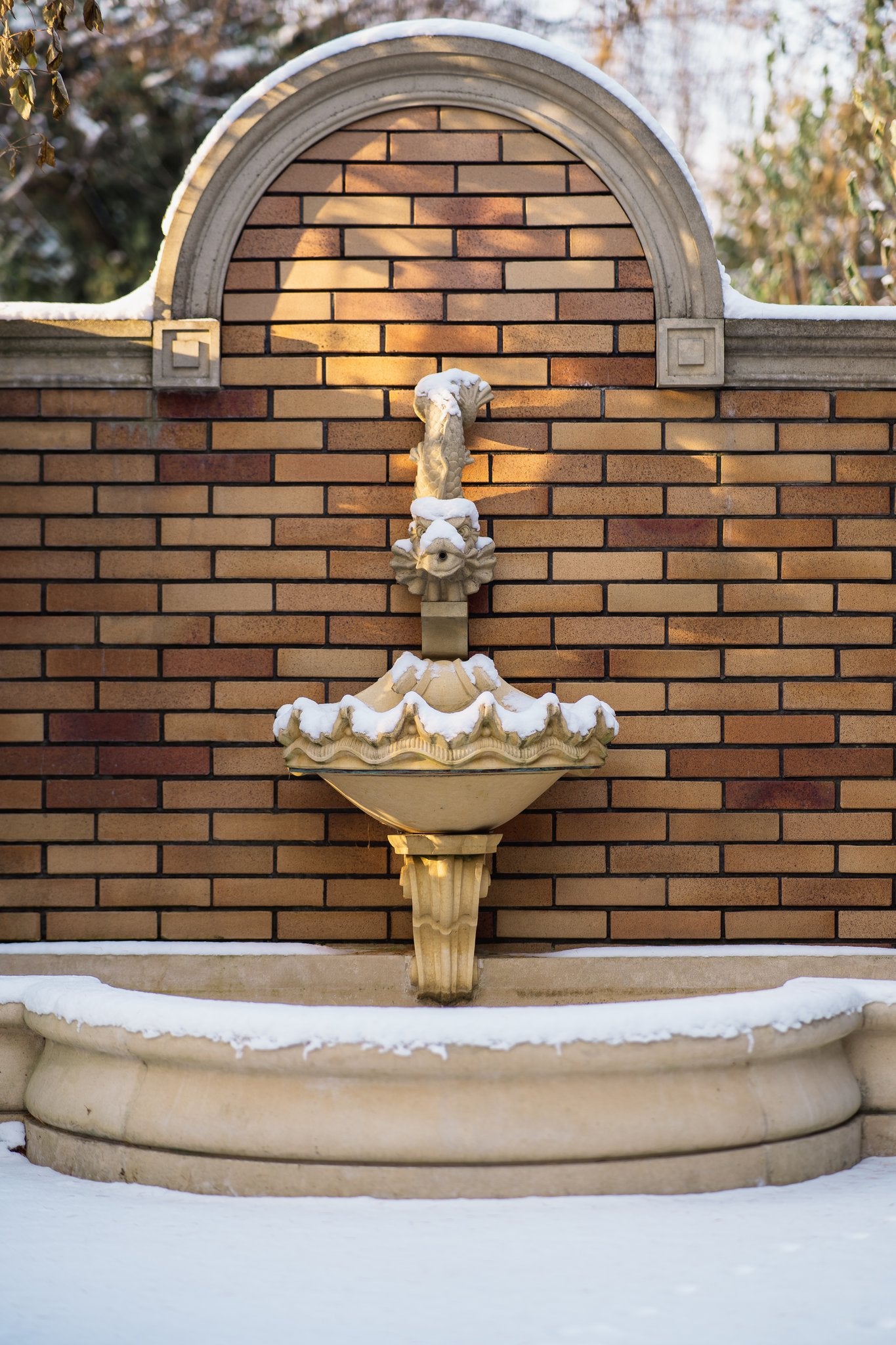 Genova Wall Fountain - Semi-circular