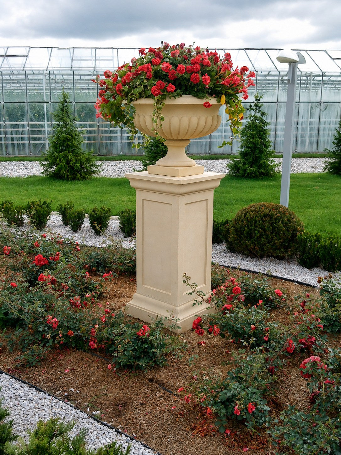Lechja Vase