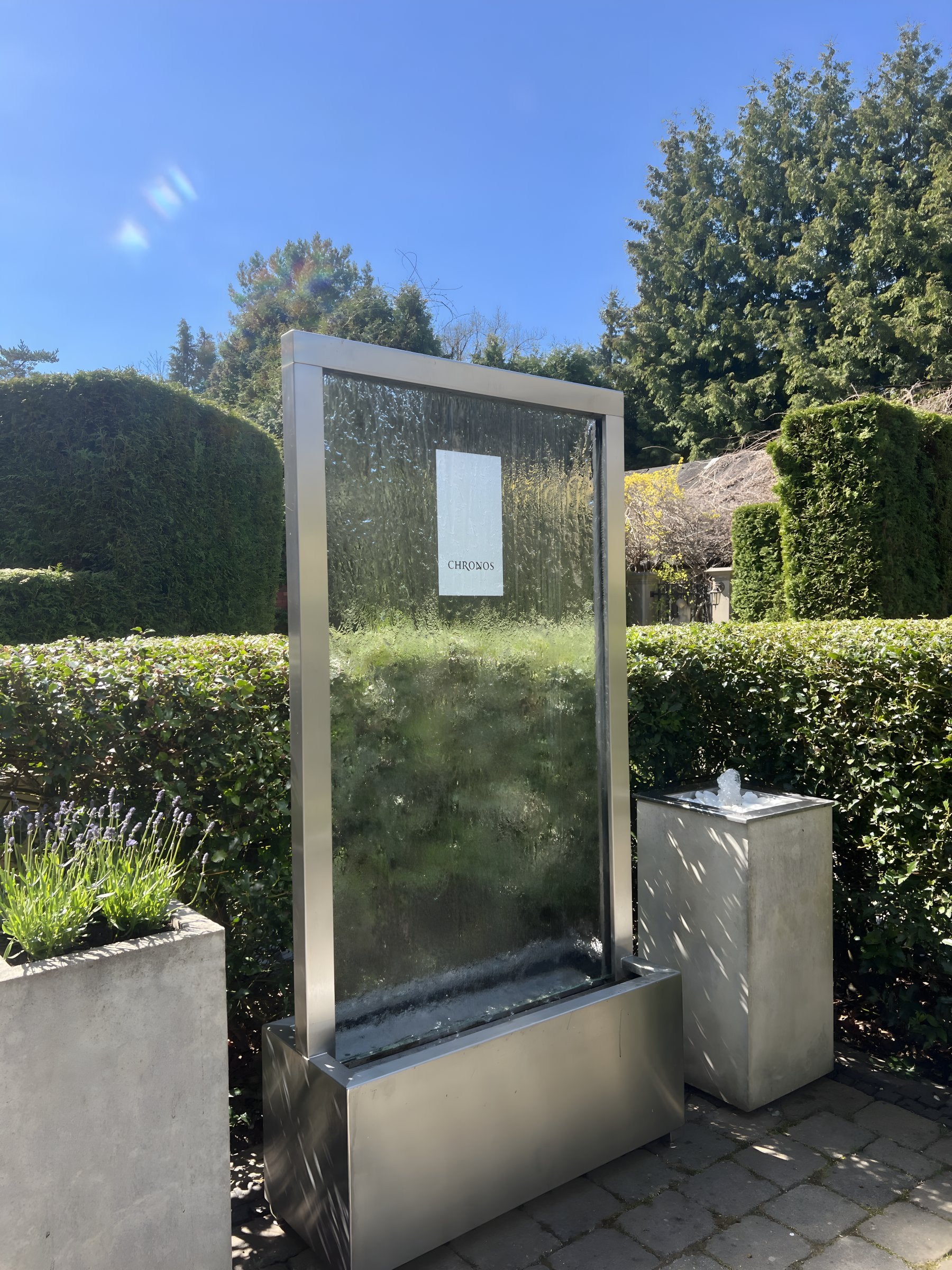 Glass Sheet Fountain