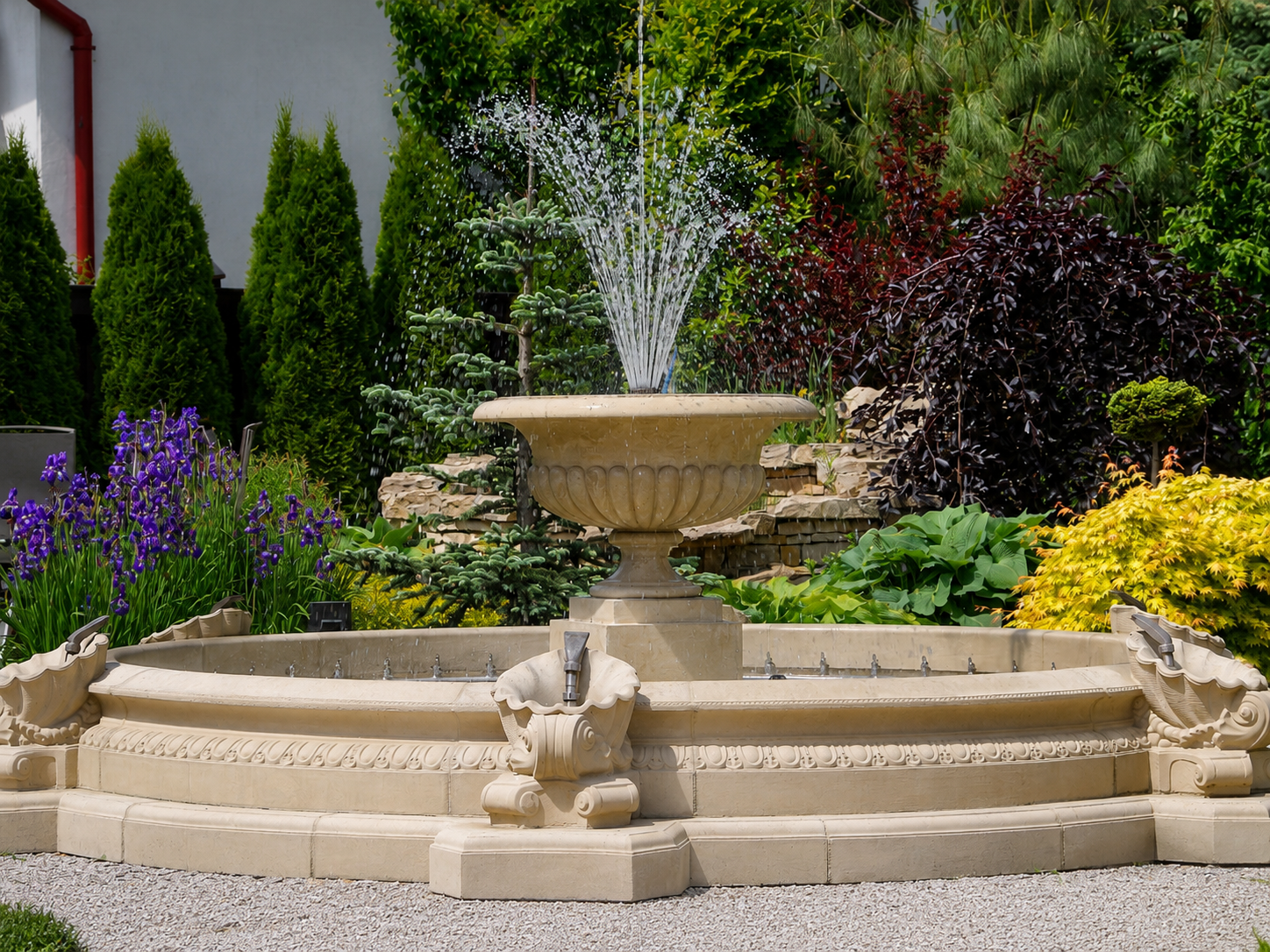 Windsor 320 fountain with shells