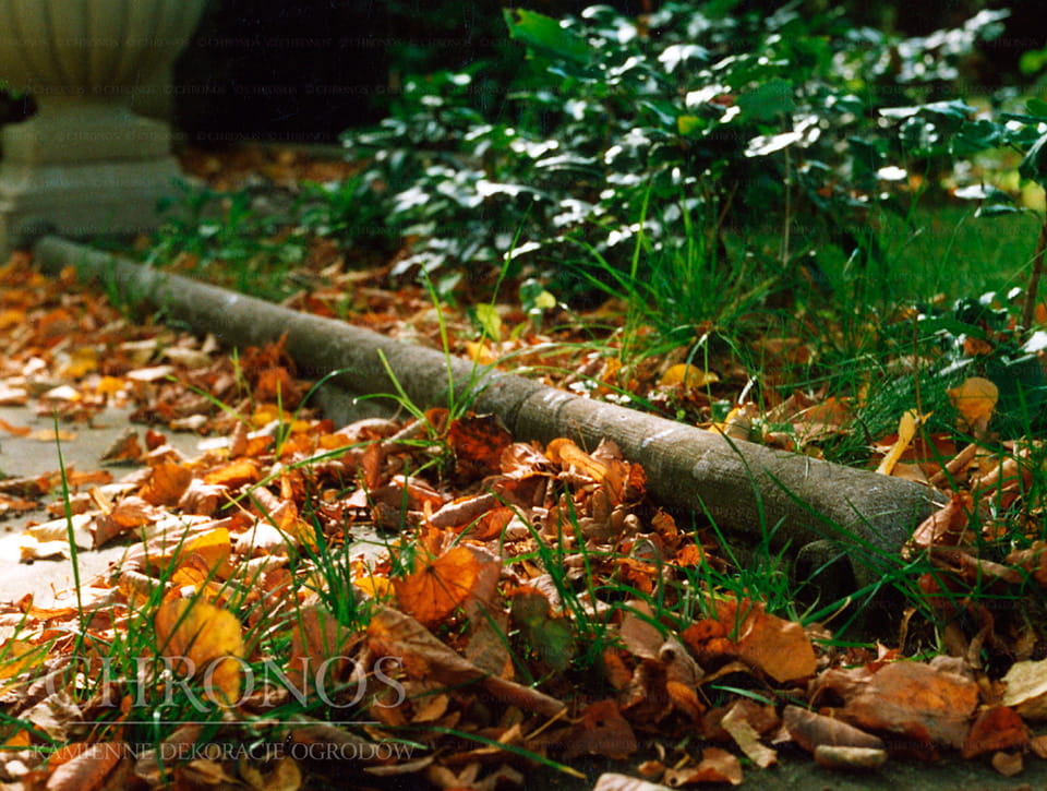 Decorative kerb - classic finish