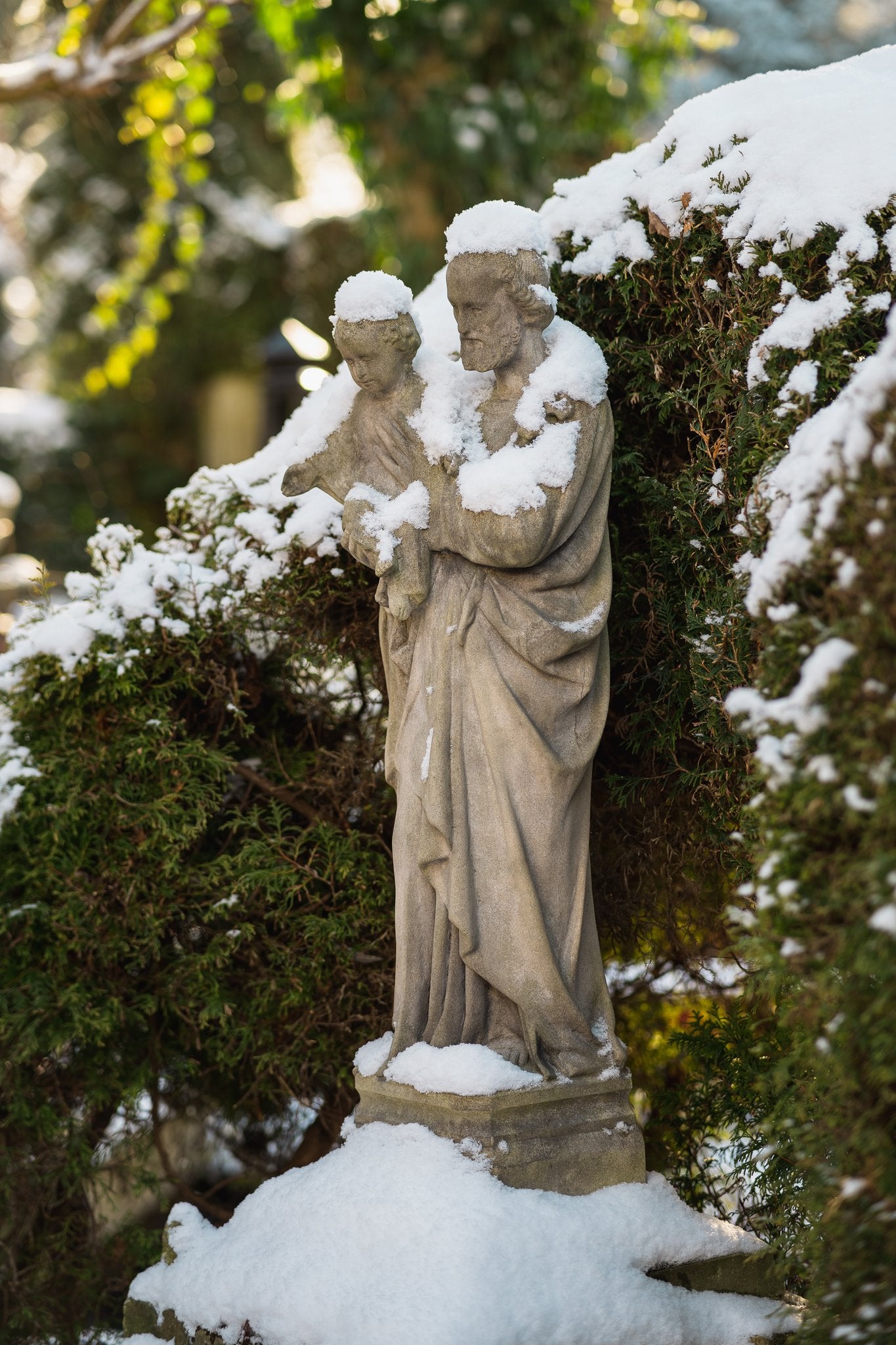 Saint Joseph with the Child