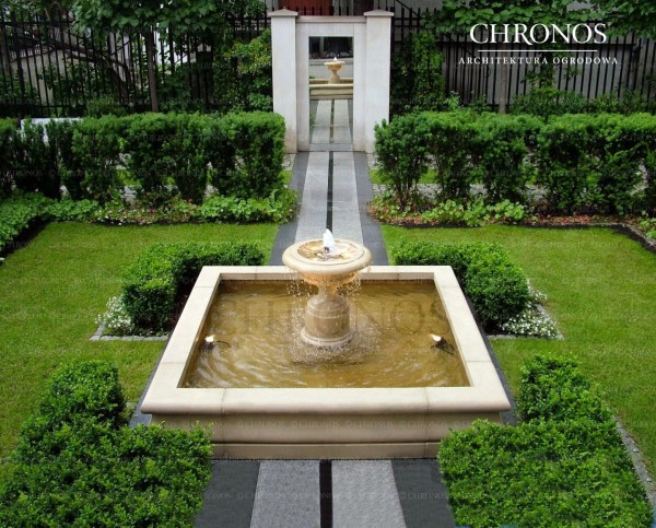 Fontanna z bortnicą kwadratową Genova i Wazą Lechja małą